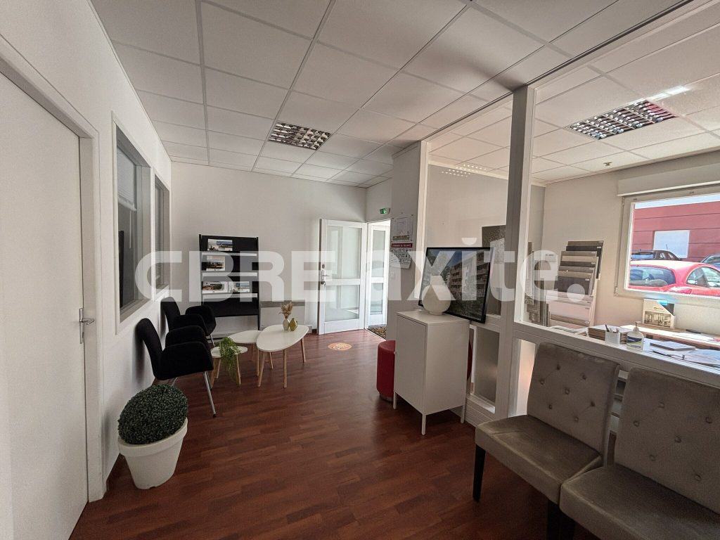 Bureaux à louer ANNECY LE VIEUX 74.0998 - 74.0998_LOCATION_Bureaux_ANNECY_LE_VIEUX_1.jpg