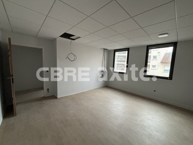 Bureaux à louer ANNEMASSE 74.20367 - 74.20367_LOCATION_Bureaux_ANNEMASSE_8.jpg