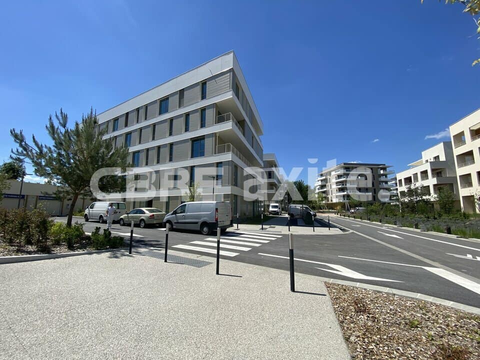 Bureaux de 103 à 1 052 m² à louer à Pringy, photo 2 sur 3