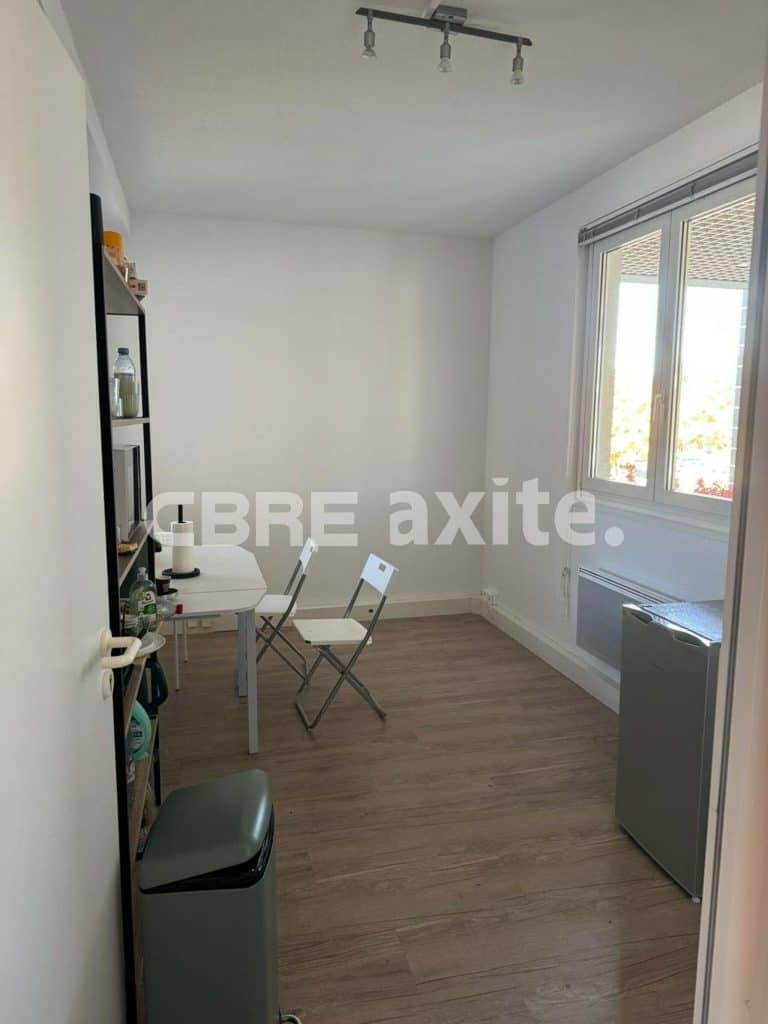 Bureaux de 100 m² à louer à Annecy-le-Vieux, photo 5 sur 6