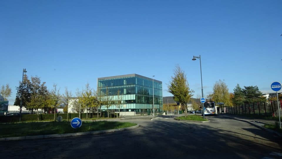 Bureaux à louer ANNECY LE VIEUX 74.21147 - 74.21147_LOCATION_Bureaux_ANNECY_LE_VIEUX_1.jpg