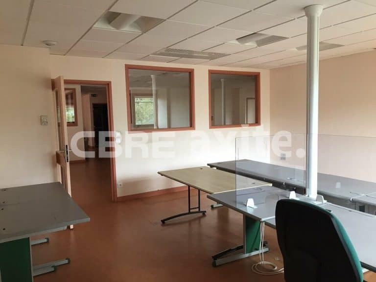 Bureaux à louer SAINT JULIEN EN GENEVOIS 74.21534 - 74.21534_LOCATION_Bureaux_SAINT_JULIEN_EN_GENEVOIS_6.jpg