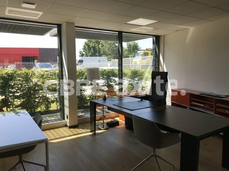 Bureaux à louer VILLE LA GRAND 74.21546 - 74.21546_LOCATION_Bureaux_VILLE_LA_GRAND_4.jpg