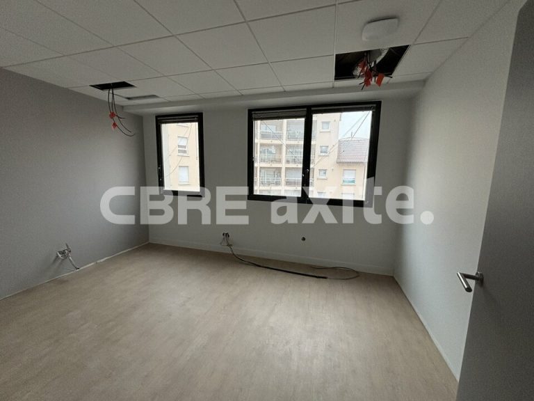 Bureaux à louer ANNEMASSE 74.21601 - 74.21601_LOCATION_Bureaux_ANNEMASSE_3.jpg