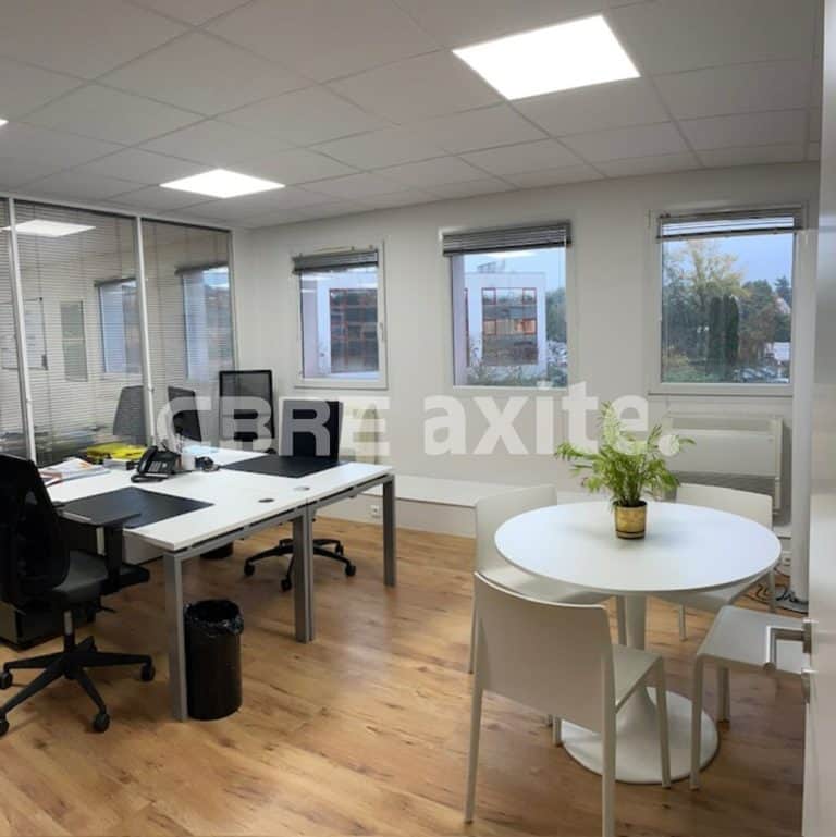Bureaux à louer ANNECY LE VIEUX 74.21611 - 74.21611_LOCATION_Bureaux_ANNECY_LE_VIEUX_1.jpg