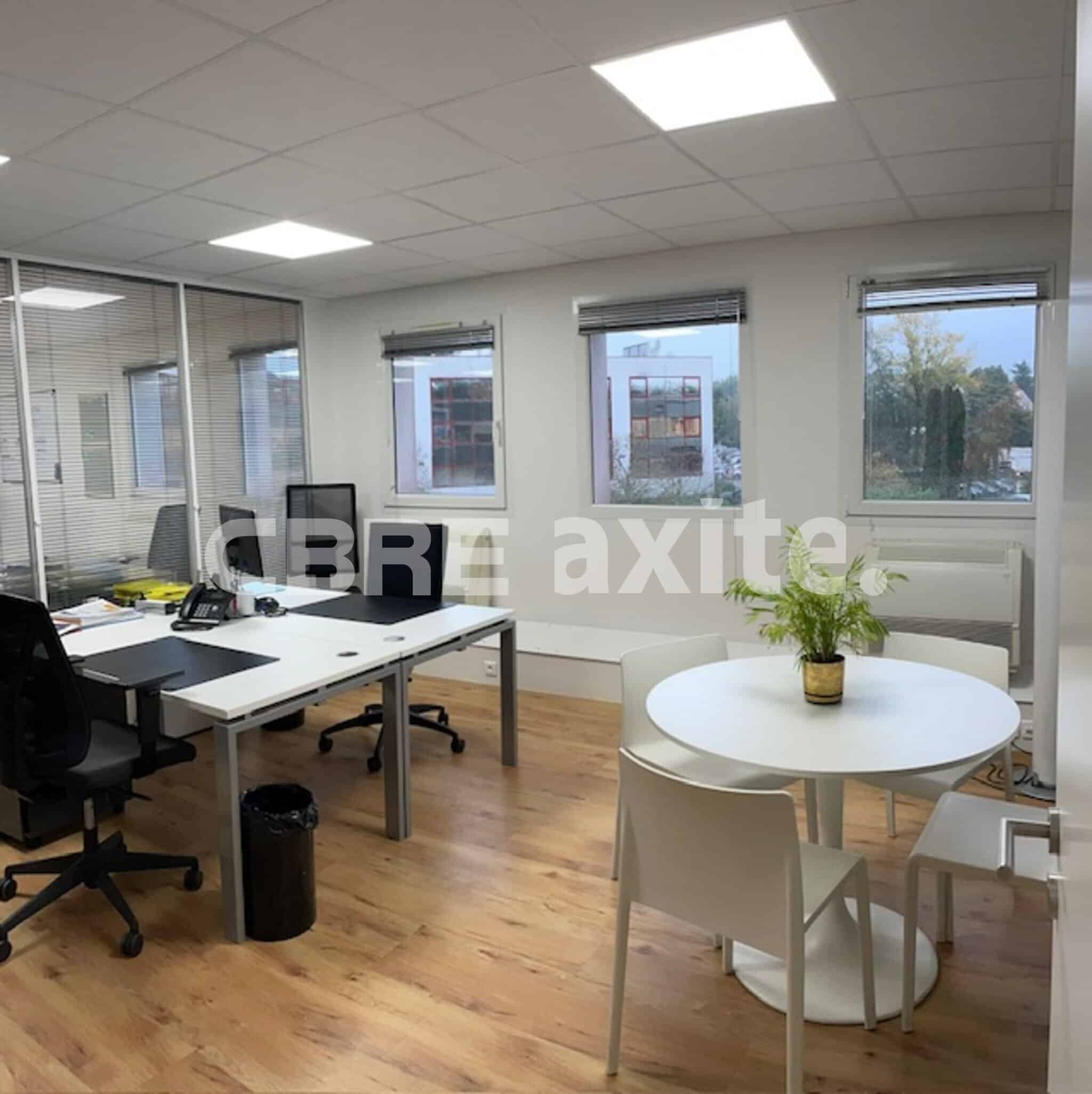 Bureaux à louer ANNECY LE VIEUX 74.21611 - 74.21611_LOCATION_Bureaux_ANNECY_LE_VIEUX_1.jpg