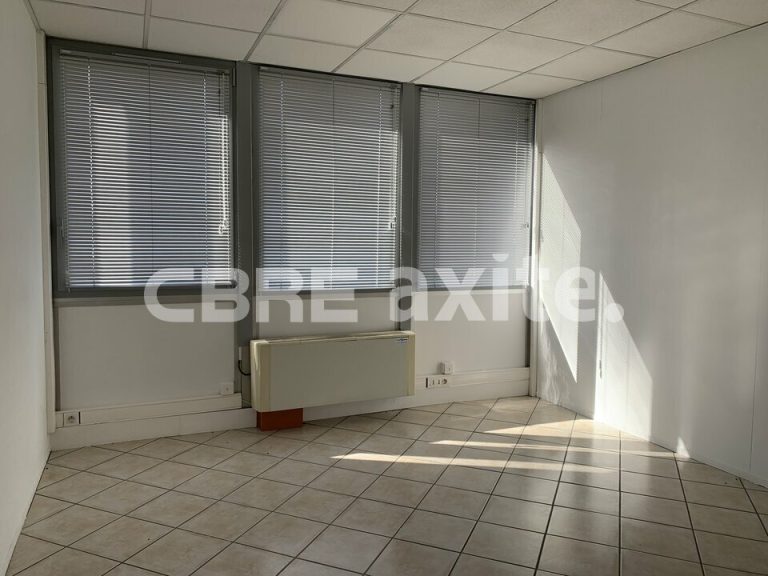 Locaux d'activités à louer MEYTHET 74.21711 - 74.21711_LOCATION_Activites_MEYTHET_5.jpg