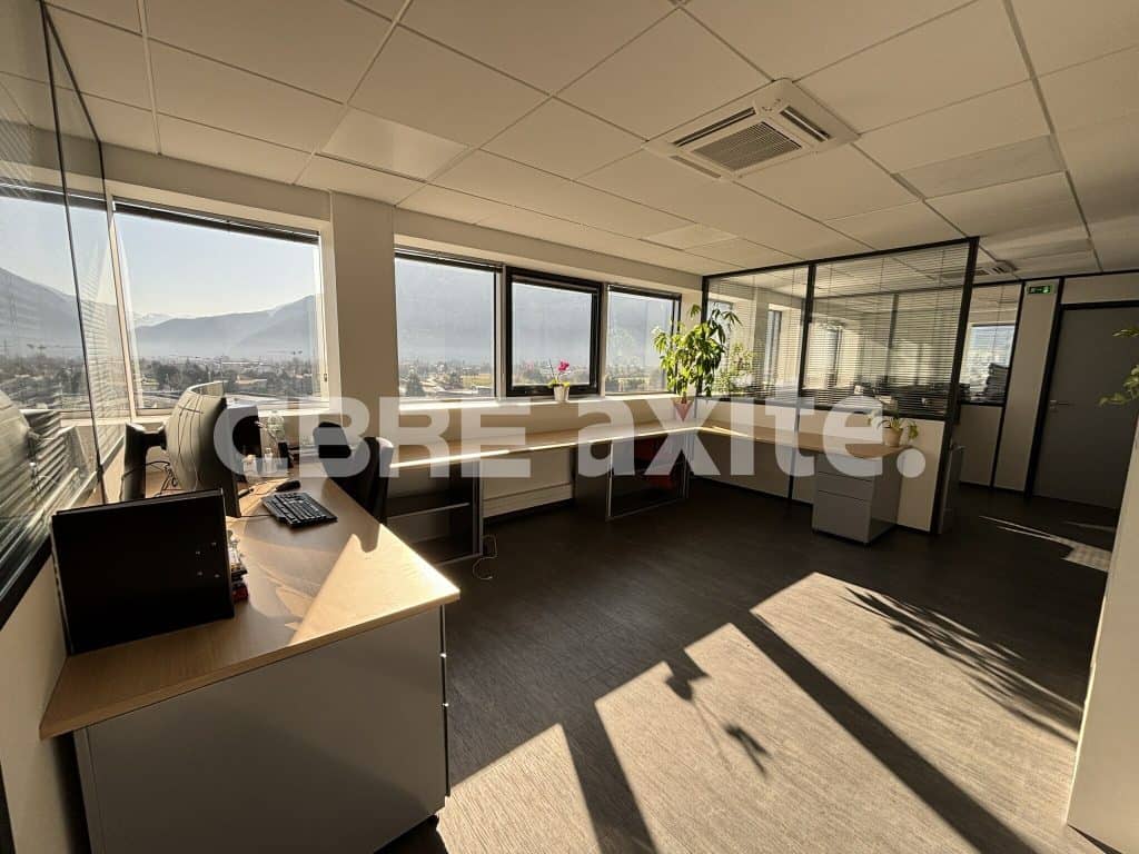 Bureaux à louer SAINT PIERRE EN FAUCIGNY 74.21714 - 74.21714_LOCATION_Bureaux_SAINT_PIERRE_EN_FAUCIGNY_1.jpg