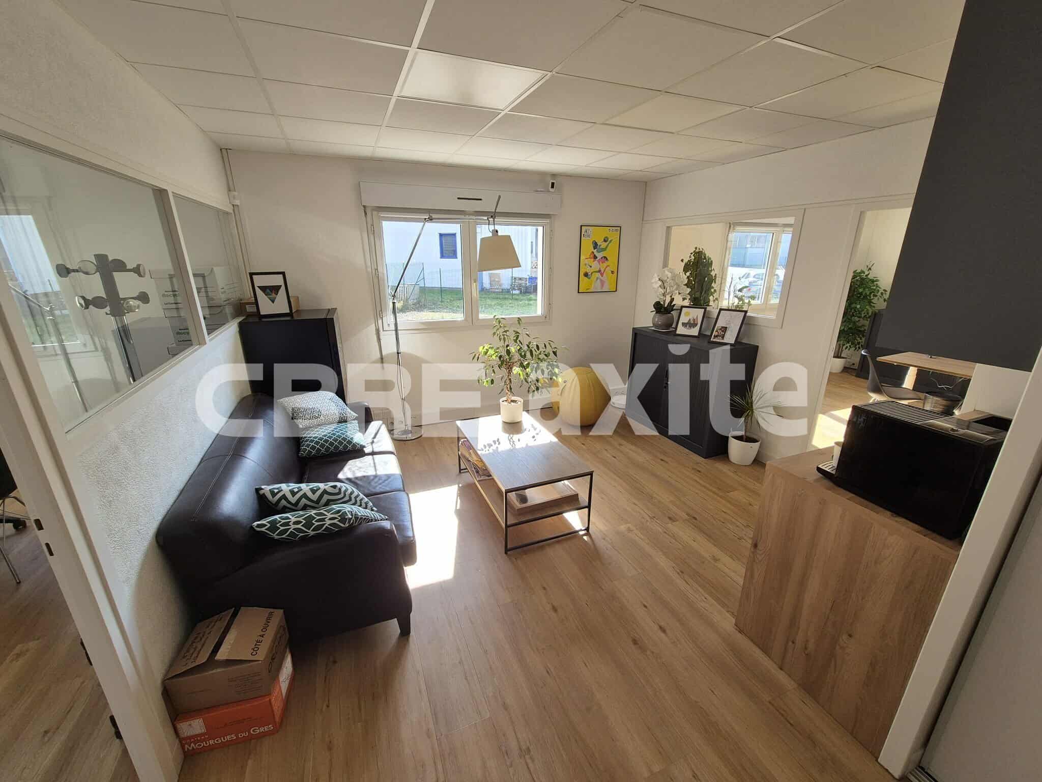 Bureaux à louer ANNECY 74.21836 - 74.21836_LOCATION_Bureaux_ANNECY_1.jpg