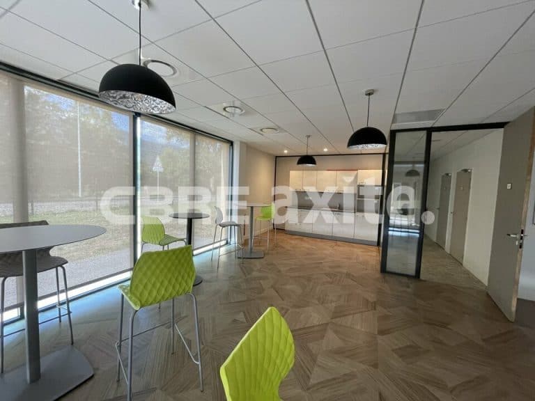 Bureaux à louer THYEZ 74.21839 - 74.21839_LOCATION_Bureaux_THYEZ_2.jpg