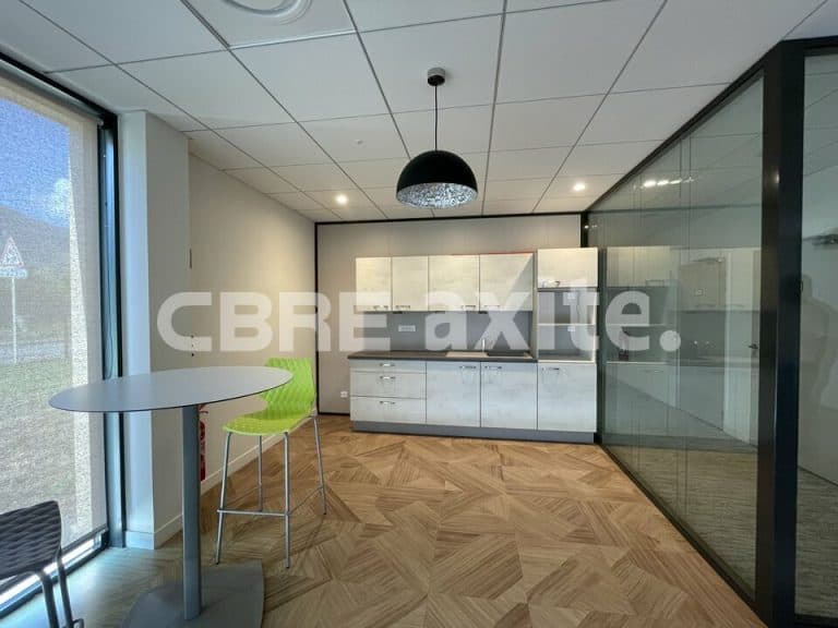 Bureaux à louer THYEZ 74.21839 - 74.21839_LOCATION_Bureaux_THYEZ_3.jpg
