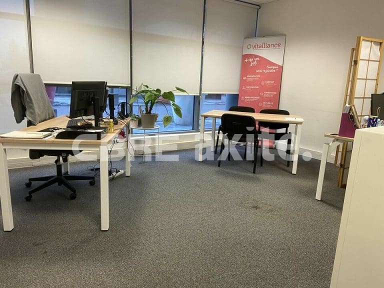 Bureaux à louer EPAGNY METZ TESSY 74.21866 - 74.21866_LOCATION_Bureaux_EPAGNY_METZ_TESSY_2.jpg