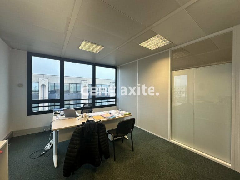 Bureaux à louer EPAGNY METZ TESSY 74.21998 - 74.21998_LOCATION_Bureaux_EPAGNY_METZ_TESSY_2.jpg