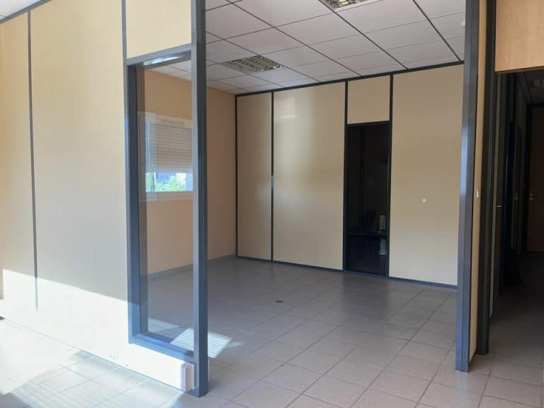 Locaux d'activités à louer CHABEUIL 26.97342 - 26.97342_LOCATION_Activites_CHABEUIL_2.jpg