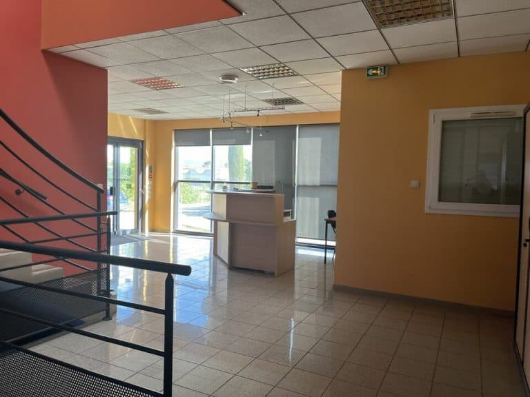 Locaux d'activités à louer CHABEUIL 26.97342 - 26.97342_LOCATION_Activites_CHABEUIL_4.jpg