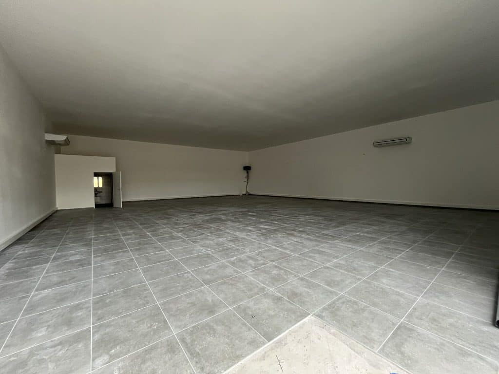 Local commercial à louer LORIOL SUR DROME 26.97615 - 26.97615_LOCATION_Commerces_LORIOL_SUR_DROME_1.jpg