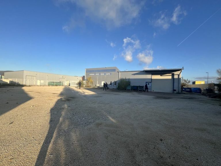 Locaux d'activités à louer MONTÉLIMAR 26.97775 - 26.97775_LOCATION_Activites_MONTELIMAR_2.jpg