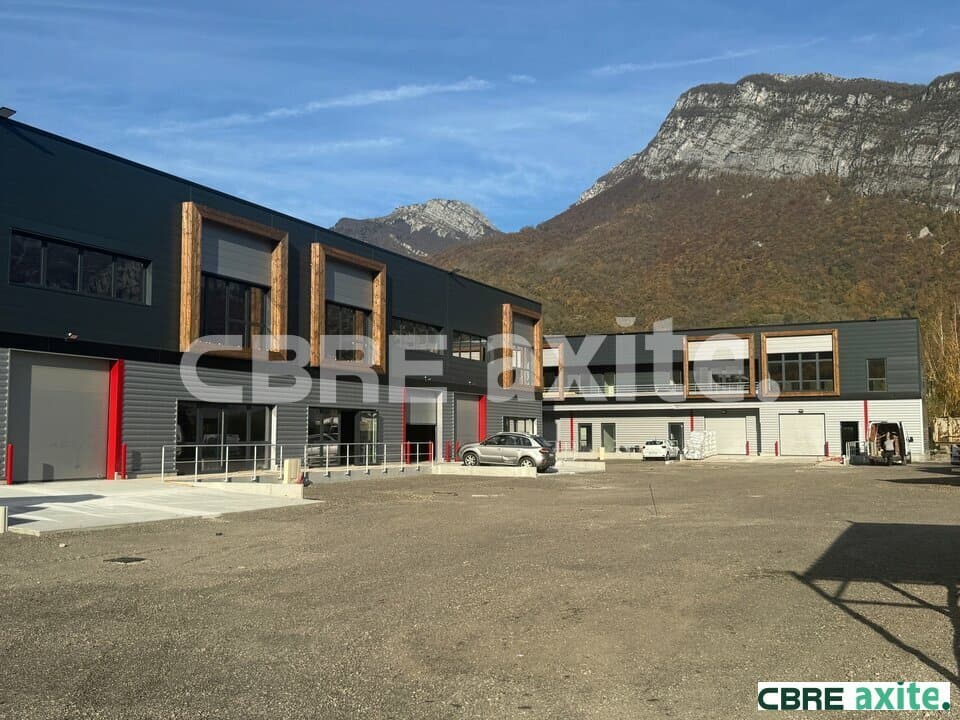 Locaux d'activités à louer FONTANIL CORNILLON 38.100128 - 38.100128_LOCATION_Activites_FONTANIL_CORNILLON_1.jpg