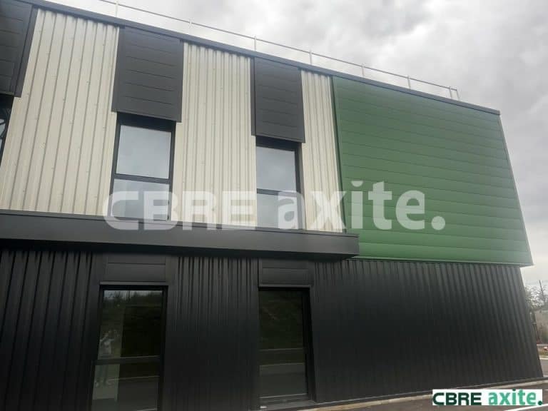 Locaux d'activités à vendre VILLETTE D'ANTHON 38.100238 - 38.100238_VENTE_Activites_VILLETTE_D-ANTHON_2.jpg
