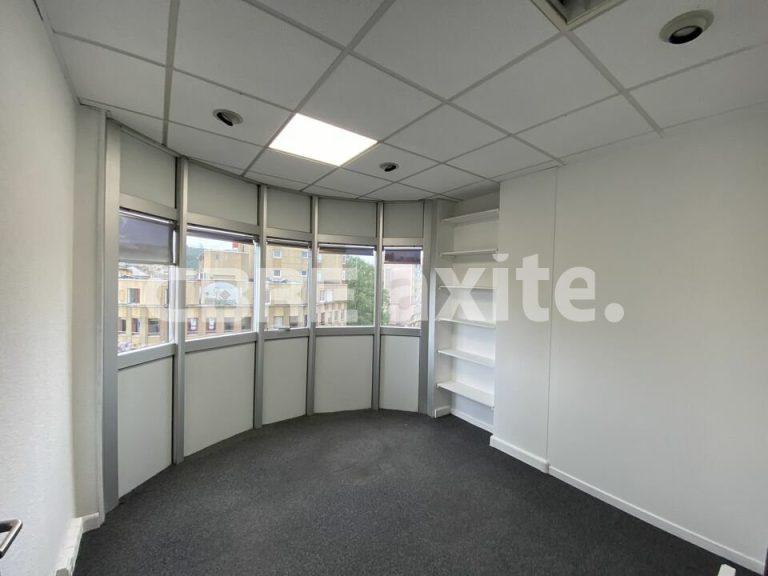 Bureaux à louer BOURGOIN JALLIEU 38.100281 - 38.100281_LOCATION_Bureaux_BOURGOIN_JALLIEU_3.jpg