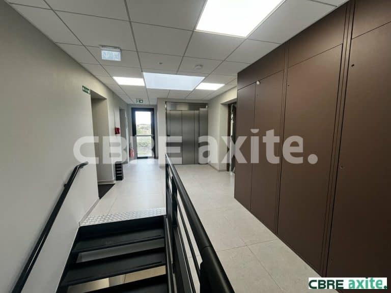 Bureaux à vendre HEYRIEUX 38.100395 - 38.100395_VENTE_Bureaux_HEYRIEUX_2.jpg