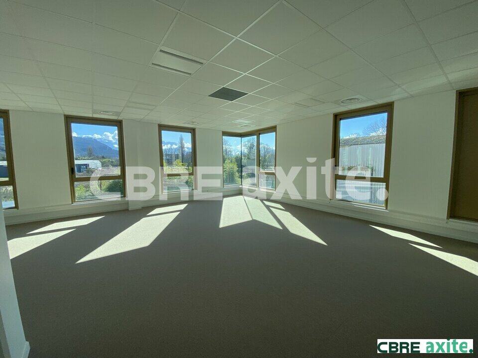 Bureaux à louer SAINT MARTIN LE VINOUX 38.100413 - 38.100413_LOCATION_Bureaux_SAINT_MARTIN_LE_VINOUX_1.jpg