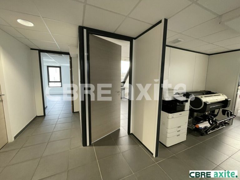 Bureaux à louer SASSENAGE 38.100483 - 38.100483_LOCATION_Bureaux_SASSENAGE_3.jpg