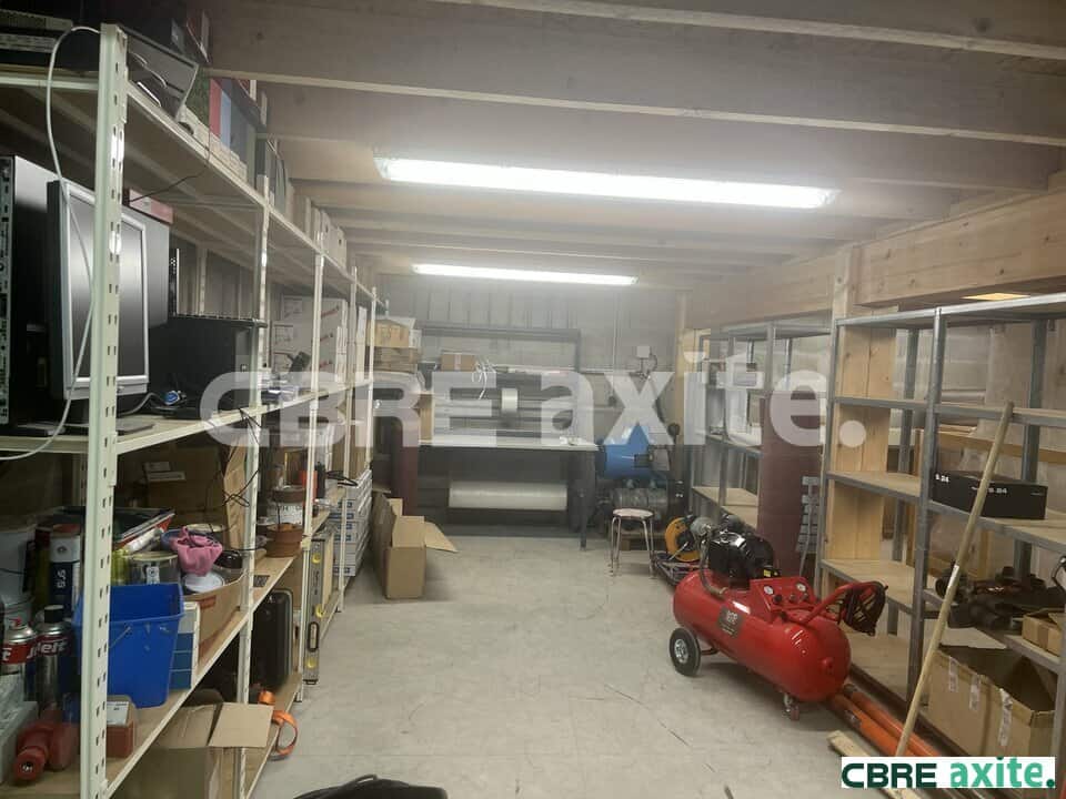 Local d’activité de 600 m² à vendre au Pont-de-Beauvoisin, photo 3 sur 4
