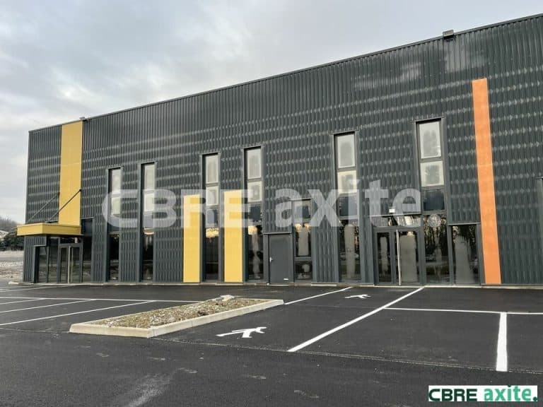 Locaux d'activités à louer VILLEFONTAINE 38.100599 - 38.100599_LOCATION_Activites_VILLEFONTAINE_3.jpg