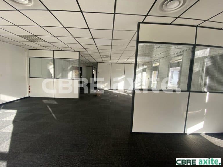 Bureaux à vendre SAINT MARTIN LE VINOUX 38.100628 - 38.100628_VENTE_Bureaux_SAINT_MARTIN_LE_VINOUX_3.jpg