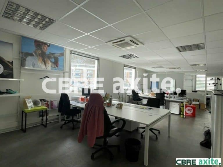 Bureaux à louer SASSENAGE 38.100636 - 38.100636_LOCATION_Bureaux_SASSENAGE_3.jpg