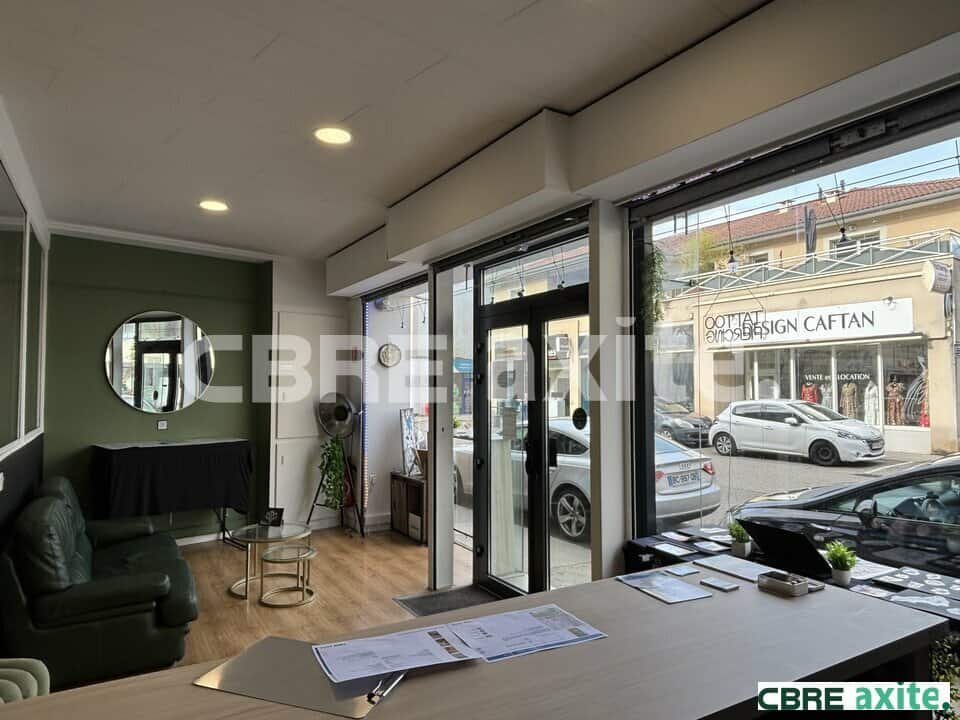 Bureaux à louer BOURGOIN JALLIEU 38.100642 - 38.100642_LOCATION_Bureaux_BOURGOIN_JALLIEU_1.jpg