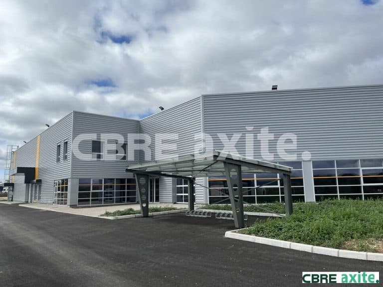 Locaux d'activités à vendre TIGNIEU-JAMEYZIEU 38.100643 - 38.100643_VENTE_Activites_TIGNIEU-JAMEYZIEU_1.jpg