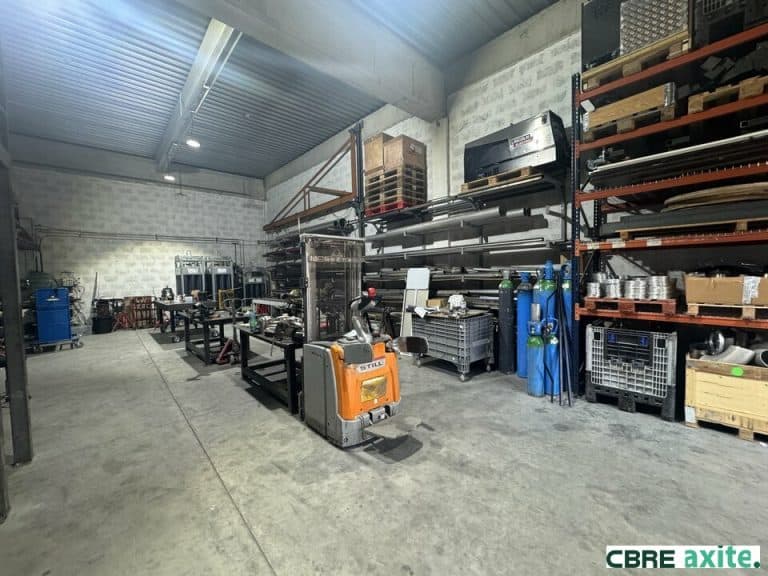 Locaux d'activités à vendre SAINT MARTIN D HERES 38.100700 - 38.100700_VENTE_Activites_SAINT_MARTIN_D_HERES_1.jpg