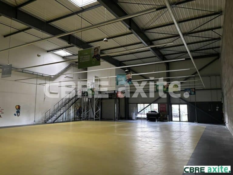 Local commercial à louer BOURGOIN-JALLIEU 38.100751 - 38.100751_LOCATION_Commerces_BOURGOIN-JALLIEU_2.jpg