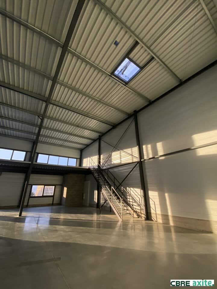Locaux d'activités à vendre TULLINS 38.100757 - 38.100757_VENTE_Activites_TULLINS_2.jpg