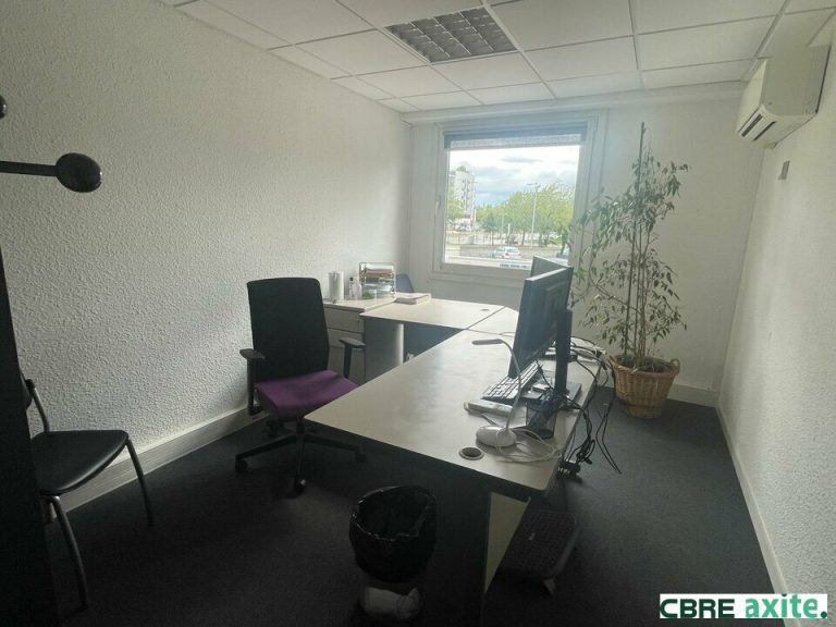Bureaux à louer SEYSSINET PARISET 38.100789 - 38.100789_LOCATION_Bureaux_SEYSSINET_PARISET_2.jpg