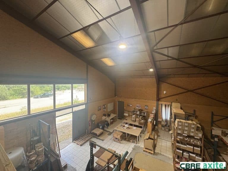 Locaux d'activités à vendre SAINT MICHEL LES PORTES 38.100791 - 38.100791_VENTE_Activites_SAINT_MICHEL_LES_PORTES_7.jpg