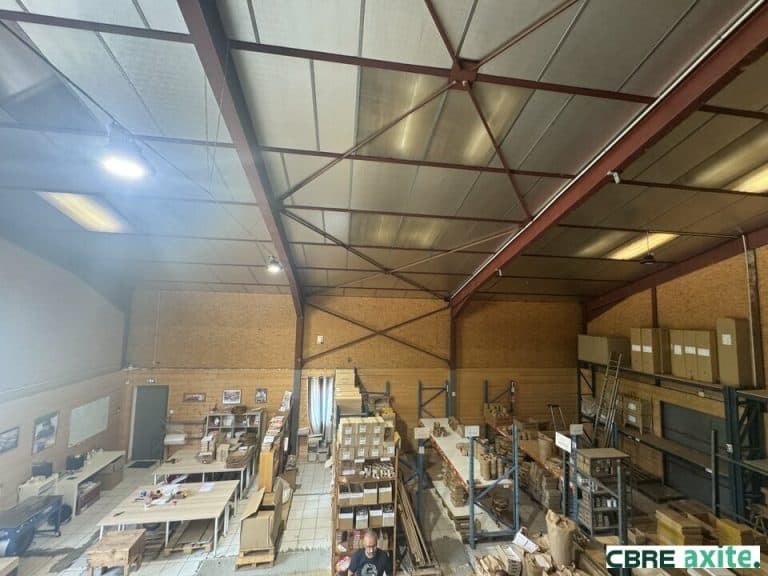 Locaux d'activités à vendre SAINT MICHEL LES PORTES 38.100791 - 38.100791_VENTE_Activites_SAINT_MICHEL_LES_PORTES_8.jpg