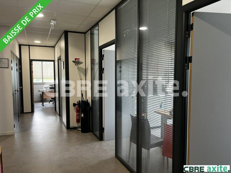 Bureaux à louer BOURGOIN JALLIEU 38.100799 - 38.100799_LOCATION_Bureaux_BOURGOIN_JALLIEU_1.jpg