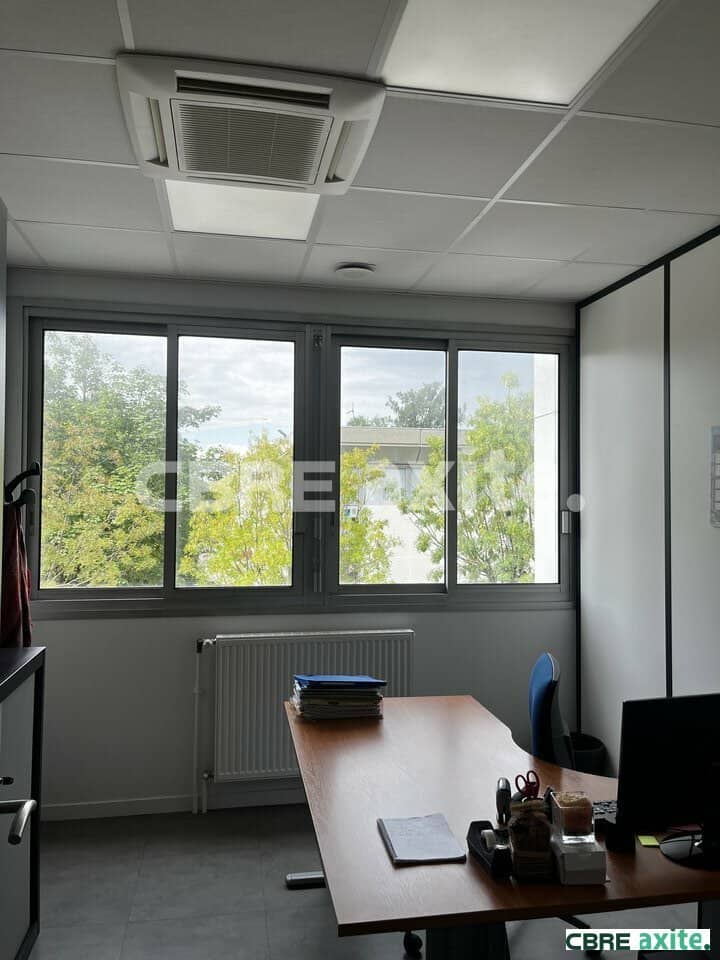 Bureaux à louer BOURGOIN JALLIEU 38.100799 - 38.100799_LOCATION_Bureaux_BOURGOIN_JALLIEU_2.jpg