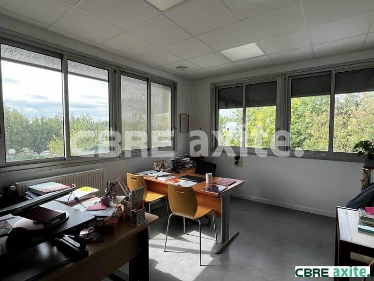 Bureaux à louer BOURGOIN JALLIEU 38.100799 - 38.100799_LOCATION_Bureaux_BOURGOIN_JALLIEU_5.jpg