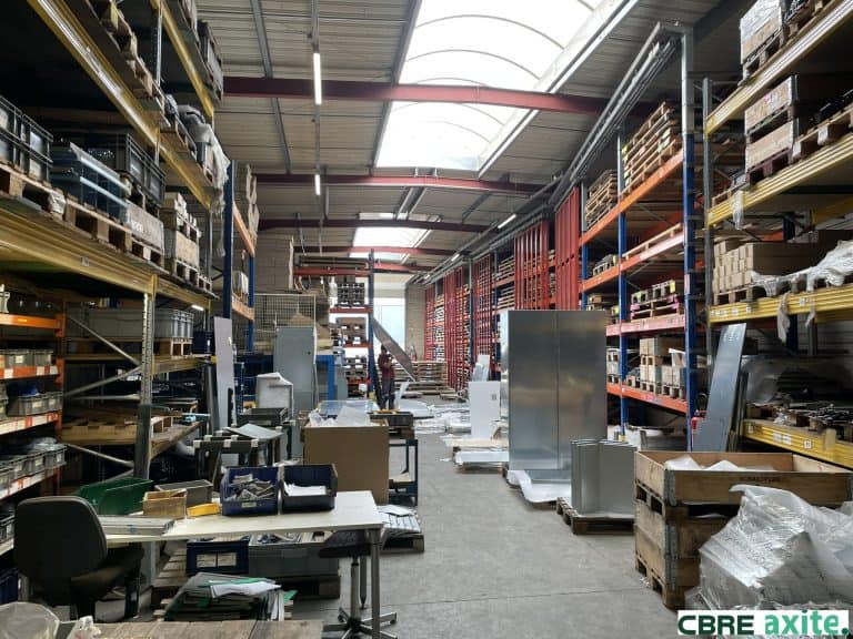Locaux d'activités à vendre VOIRON 38.100865 - 38.100865_VENTE_Activites_VOIRON_1.jpg
