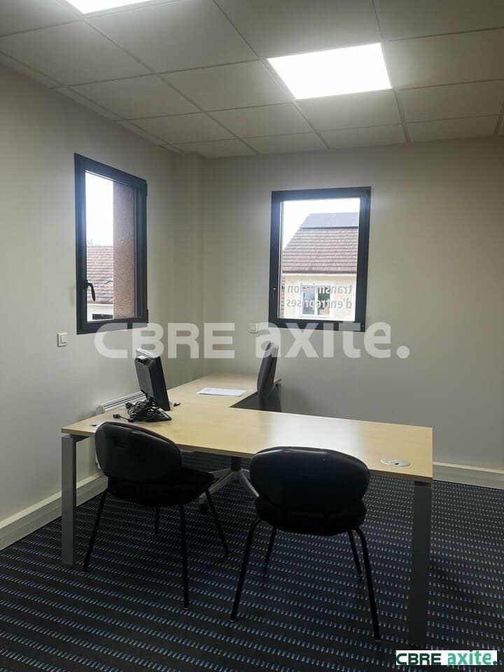 Bureaux à vendre VEZERONCE CURTIN 38.100917 - 38.100917_VENTE_Bureaux_VEZERONCE_CURTIN_3.jpg