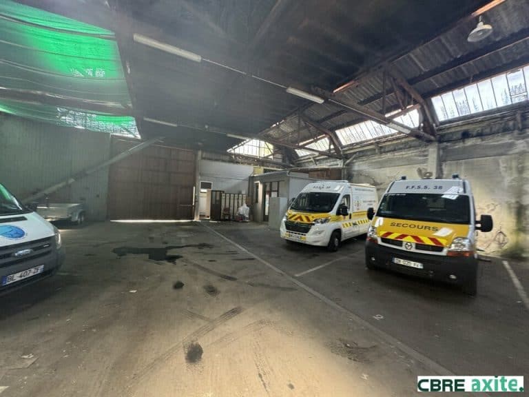Locaux d'activités à vendre LE PONT-DE-CLAIX 38.100919 - 38.100919_VENTE_Activites_LE_PONT-DE-CLAIX_2.jpg