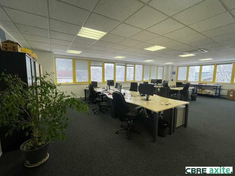 Bureaux à louer SAINT EGREVE 38.100928 - 38.100928_LOCATION_Bureaux_SAINT_EGREVE_3.jpg