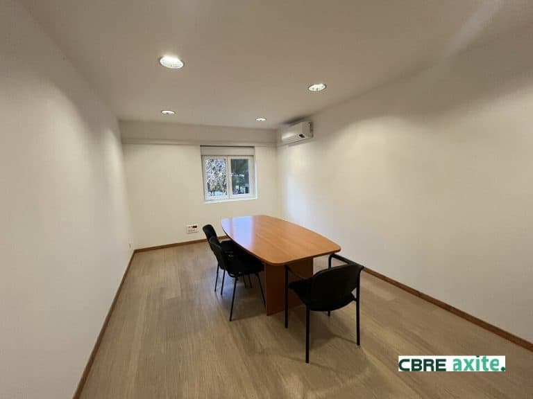 Locaux d'activités à vendre CHAPAREILLAN 38.100933 - 38.100933_VENTE_Activites_CHAPAREILLAN_8.jpg