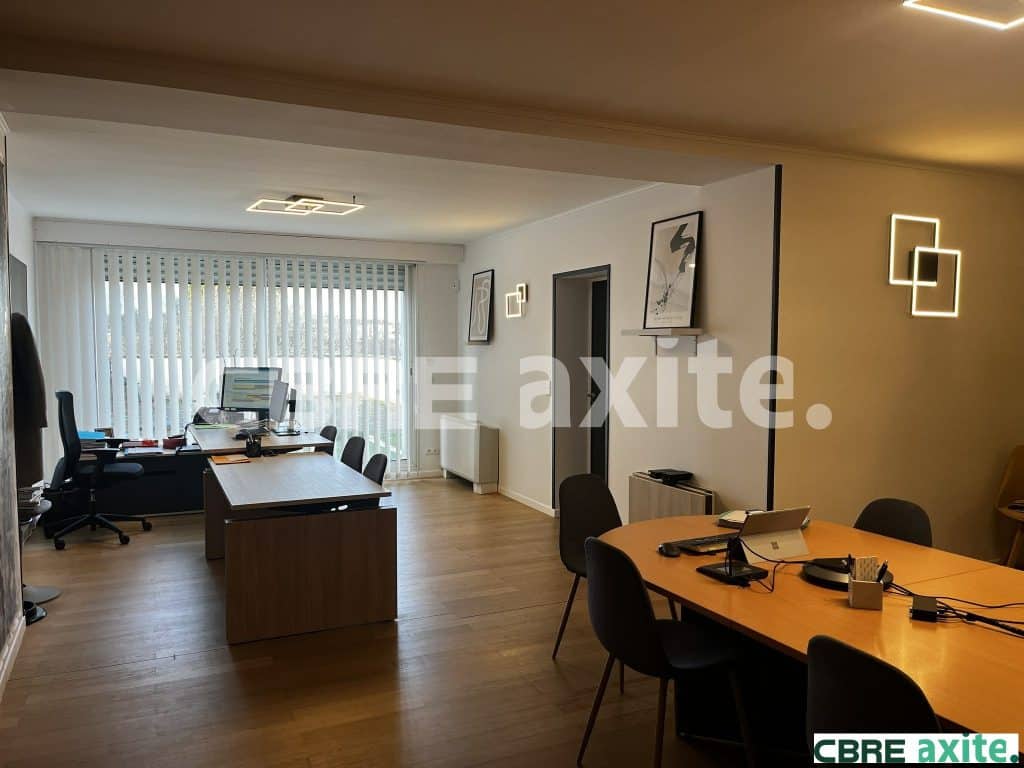 Bureaux à vendre LES ABRETS EN DAUPHINÉ 38.100962 - 38.100962_VENTE_Bureaux_LES_ABRETS_EN_DAUPHINE_1.jpg