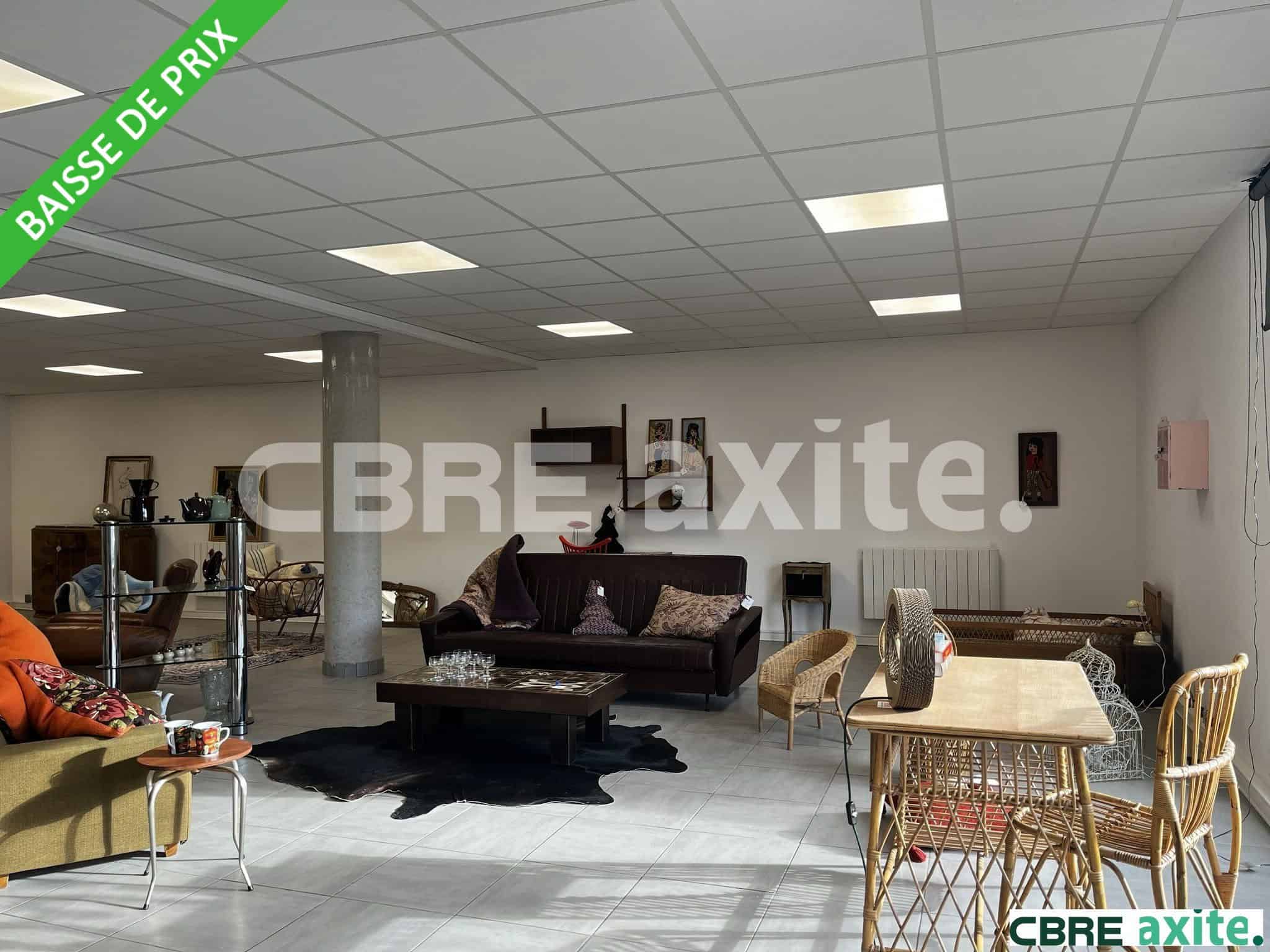 Local commercial à louer BOURGOIN JALLIEU 38.100992 - 38.100992_LOCATION_Commerces_BOURGOIN_JALLIEU_1.jpg