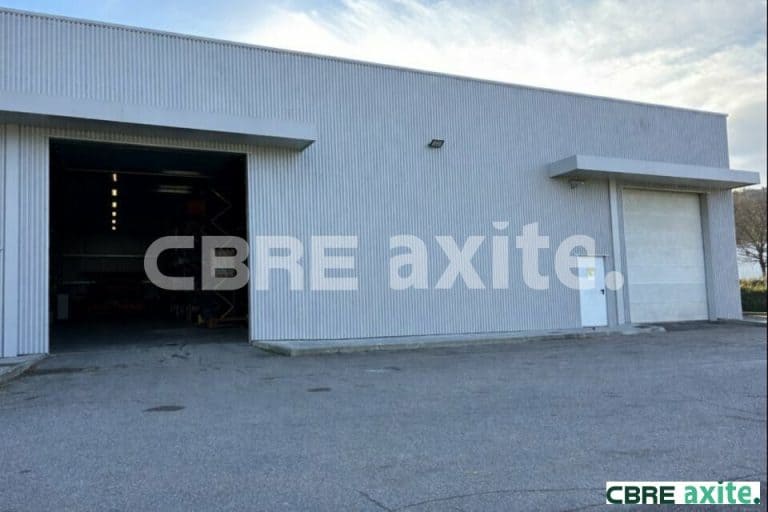 Locaux d'activités à vendre BOURGOIN-JALLIEU 38.101002 - 38.101002_VENTE_Activites_BOURGOIN-JALLIEU_3.jpg